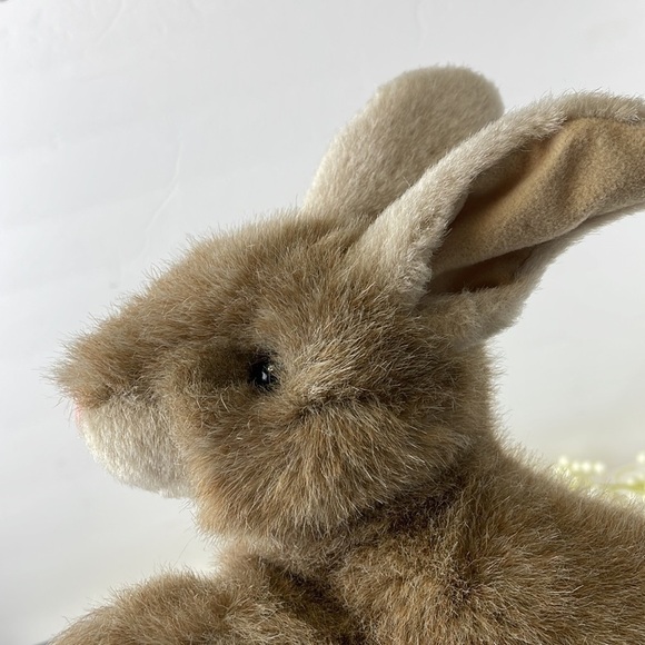 Vintage Bunny Ty 1997 Sandy Blond Bunny Brown Eye & Pink Nose Named Button - Picture 4 of 15